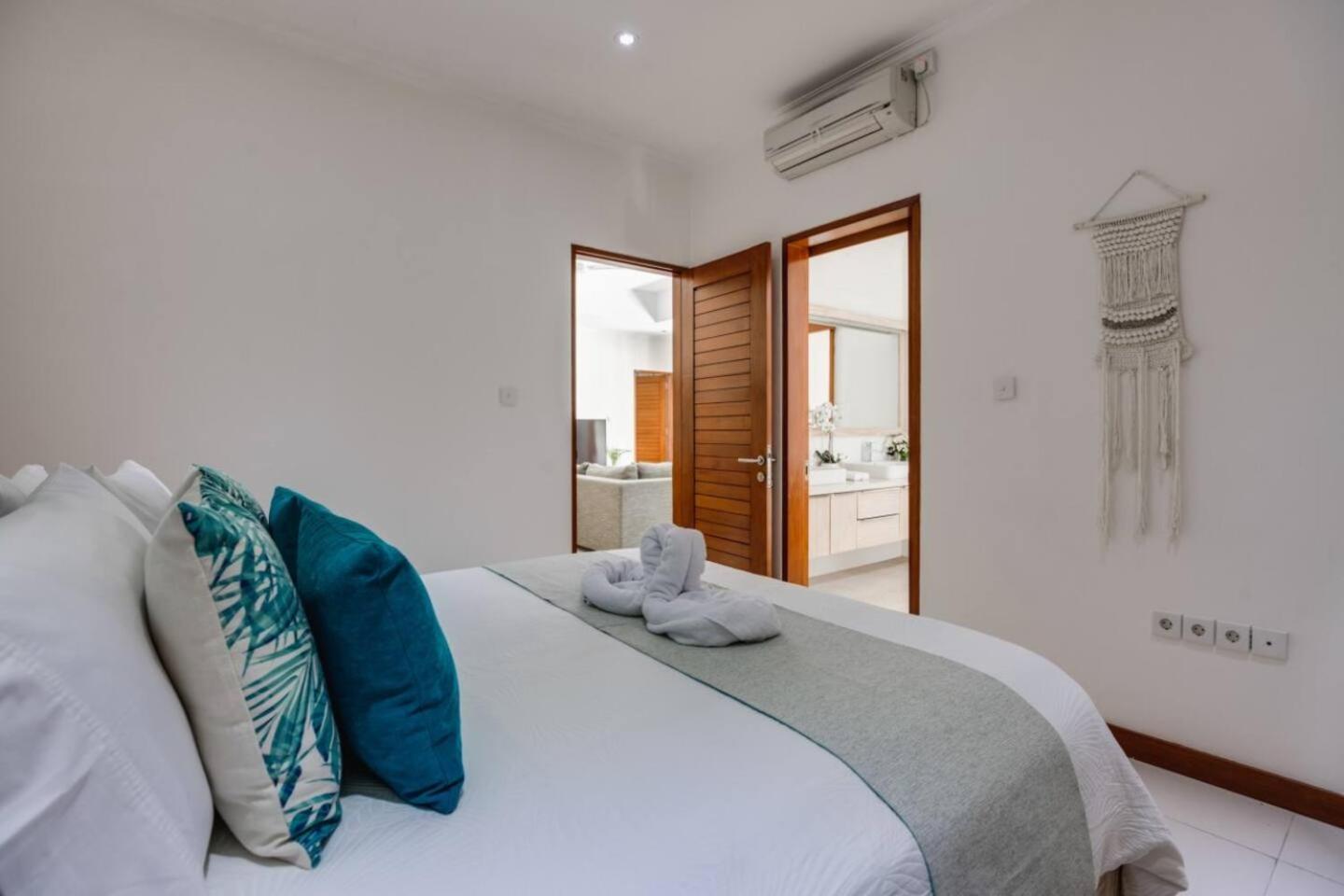 Seminyak, 3br, Ensuites, Sleep 6, Peaceful * Seminyak (Bali)