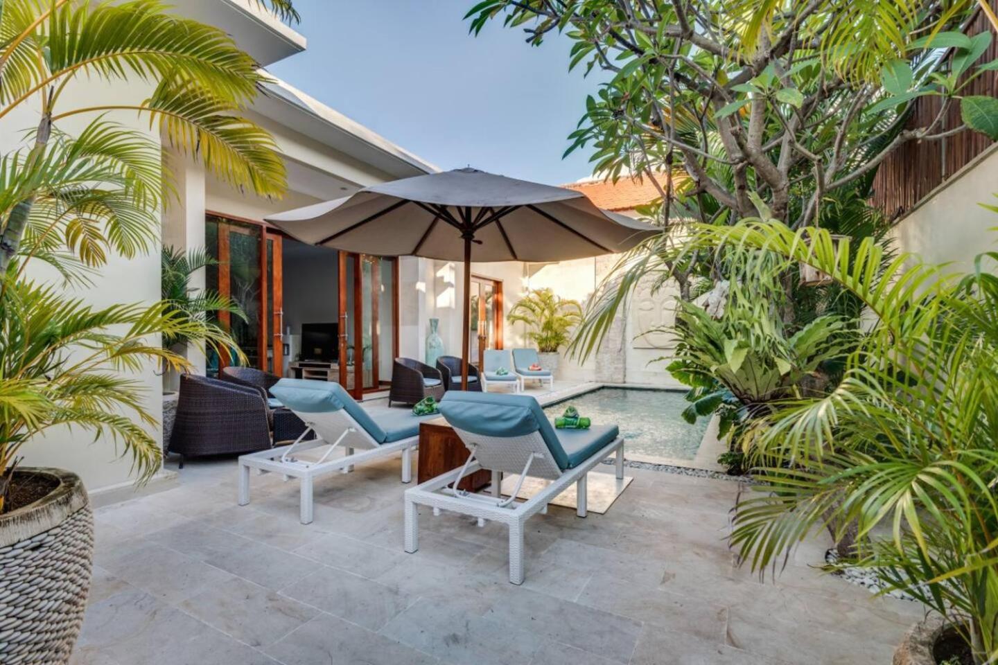 Seminyak, 3br, Ensuites, Sleep 6, Peaceful Villa